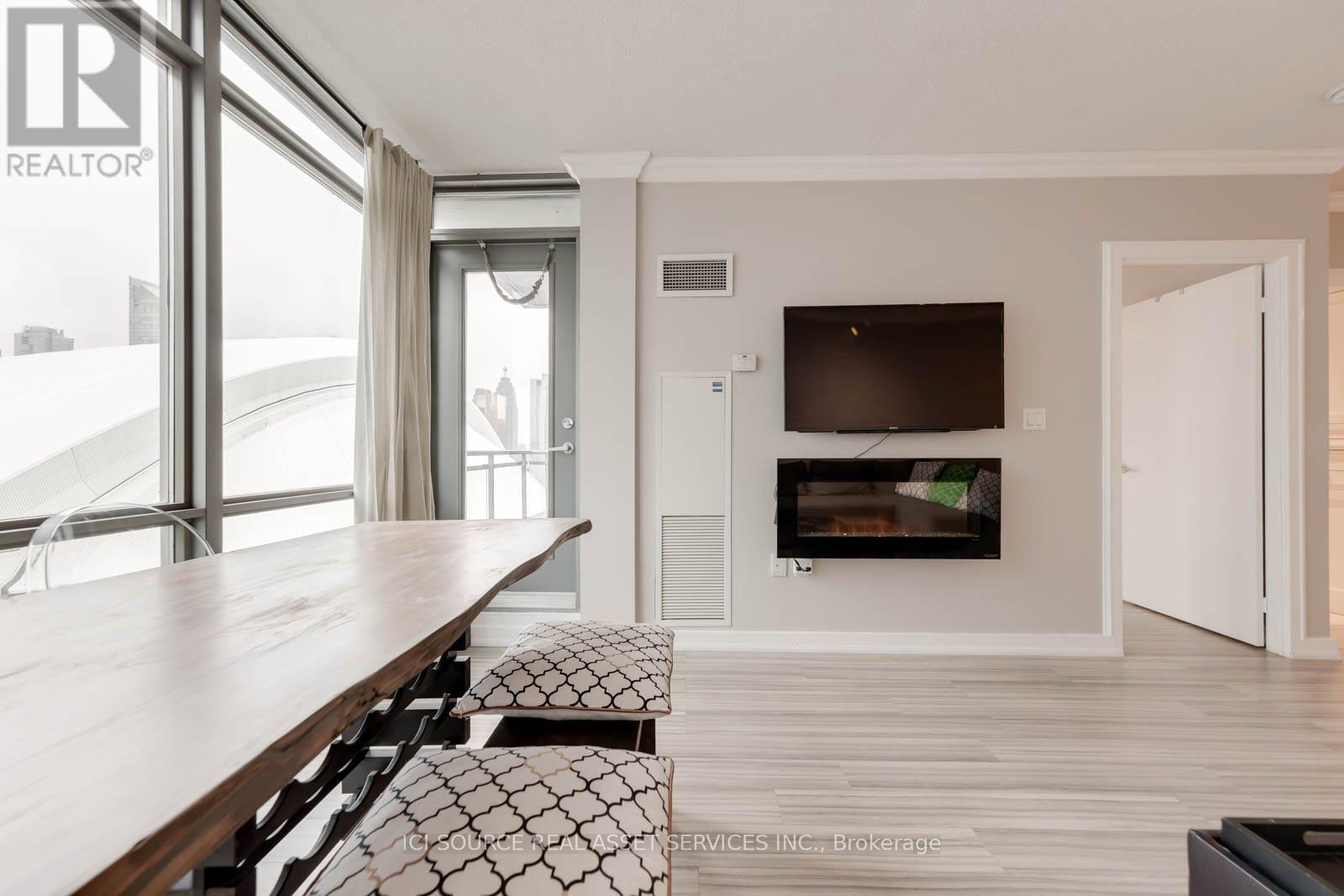 2209 - 5 Mariner Terrace, Toronto, Ontario  M5V 3V6 - Photo 8 - C12470026