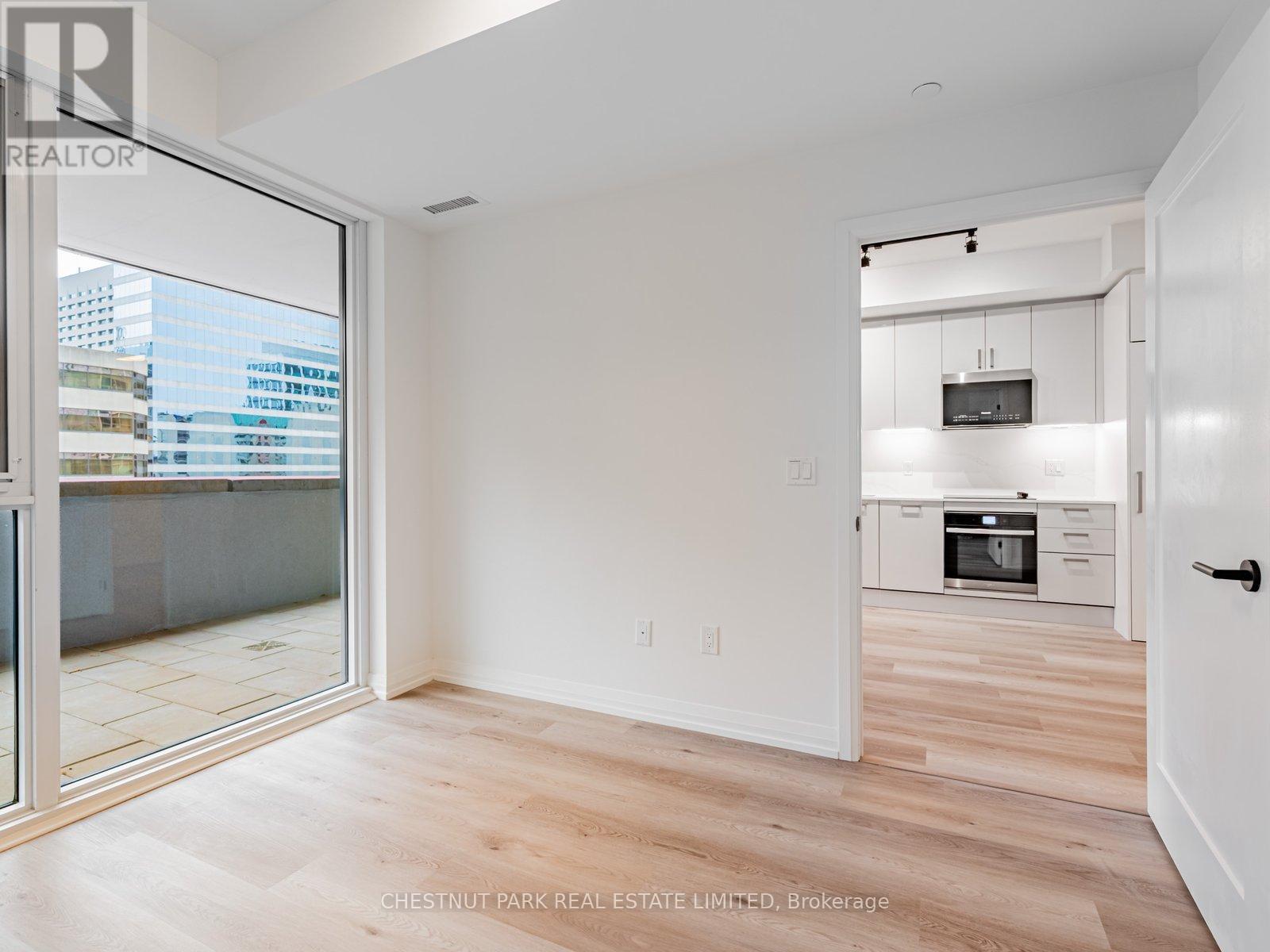 503 - 280 Dundas Street W, Toronto, Ontario  M5T 0E3 - Photo 7 - C12470033