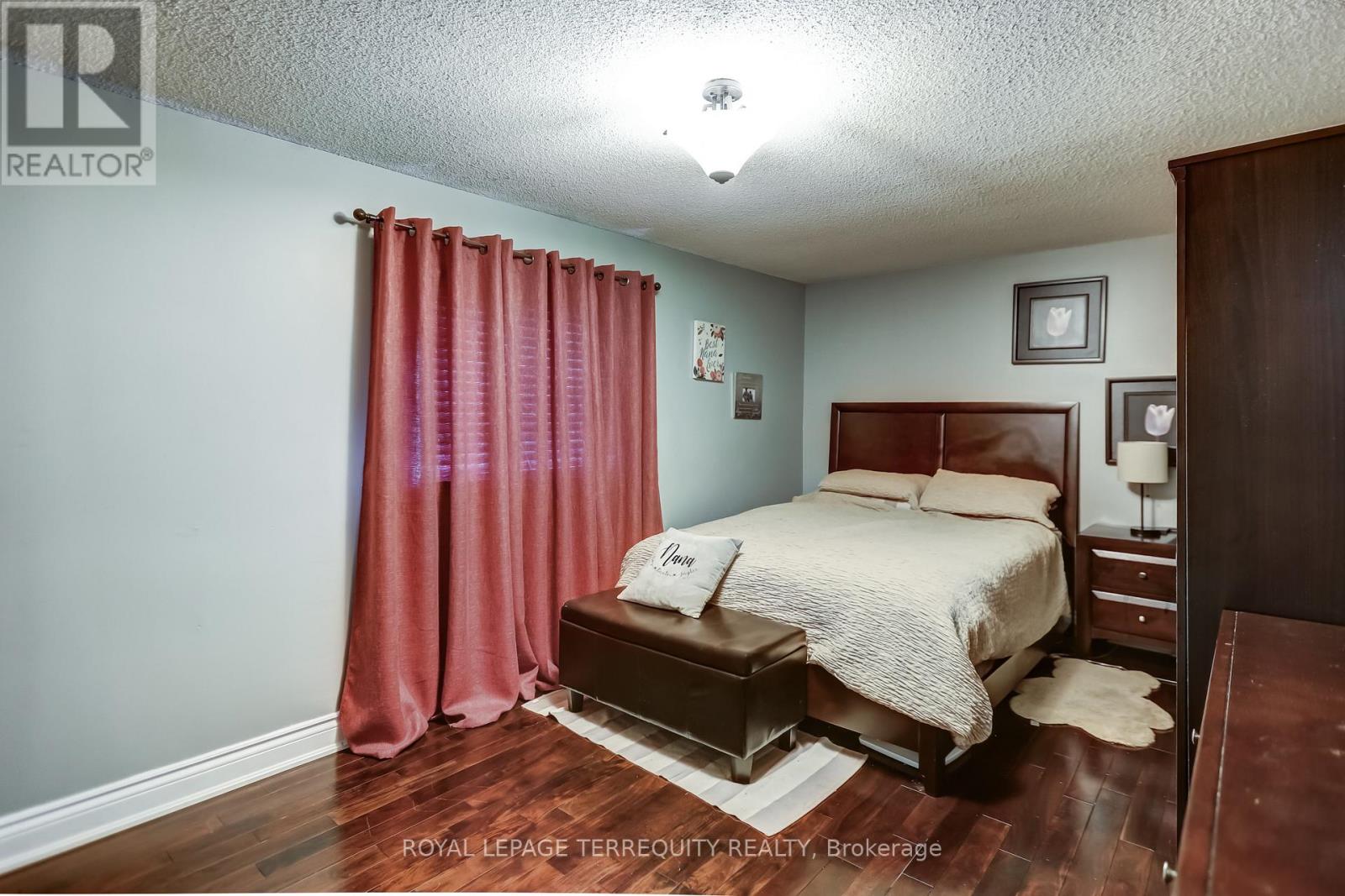30 Wicks Drive, Ajax, Ontario  L1Z 1C3 - Photo 19 - E12470005