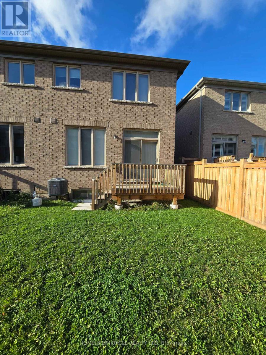 502 Parent Place, Milton, Ontario  L9E 1L4 - Photo 11 - W12466814
