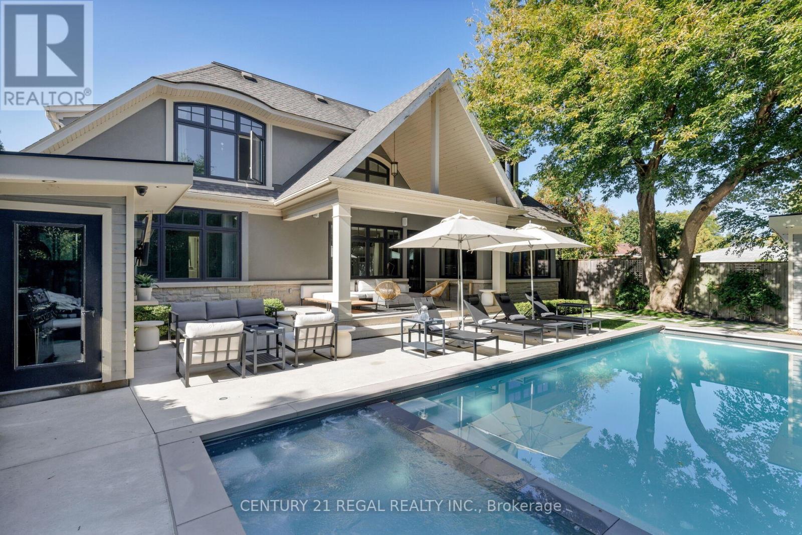 2442 Meadowood Crescent, Oakville, Ontario  L6L 1V6 - Photo 20 - W12469948