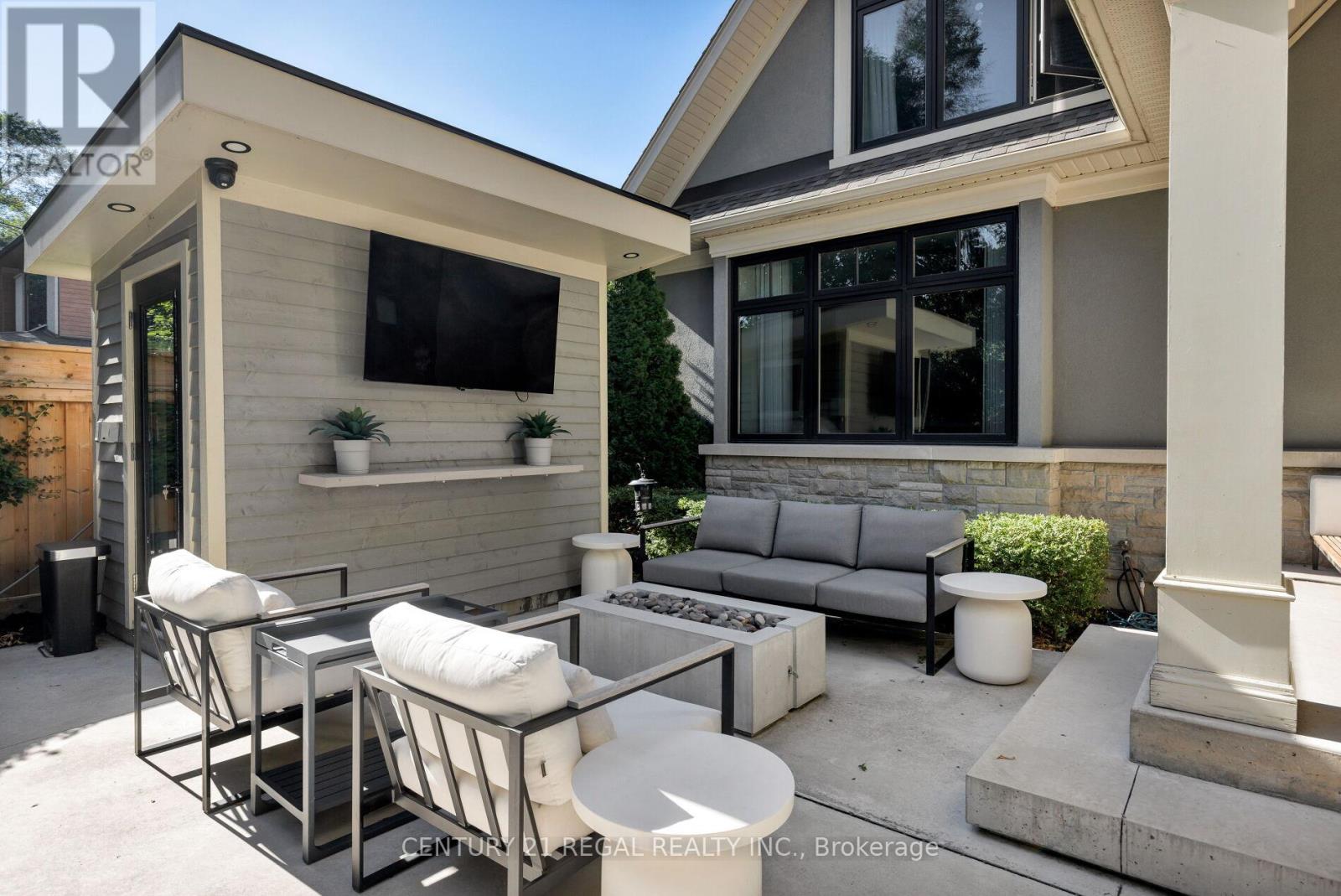 2442 Meadowood Crescent, Oakville, Ontario  L6L 1V6 - Photo 19 - W12469948