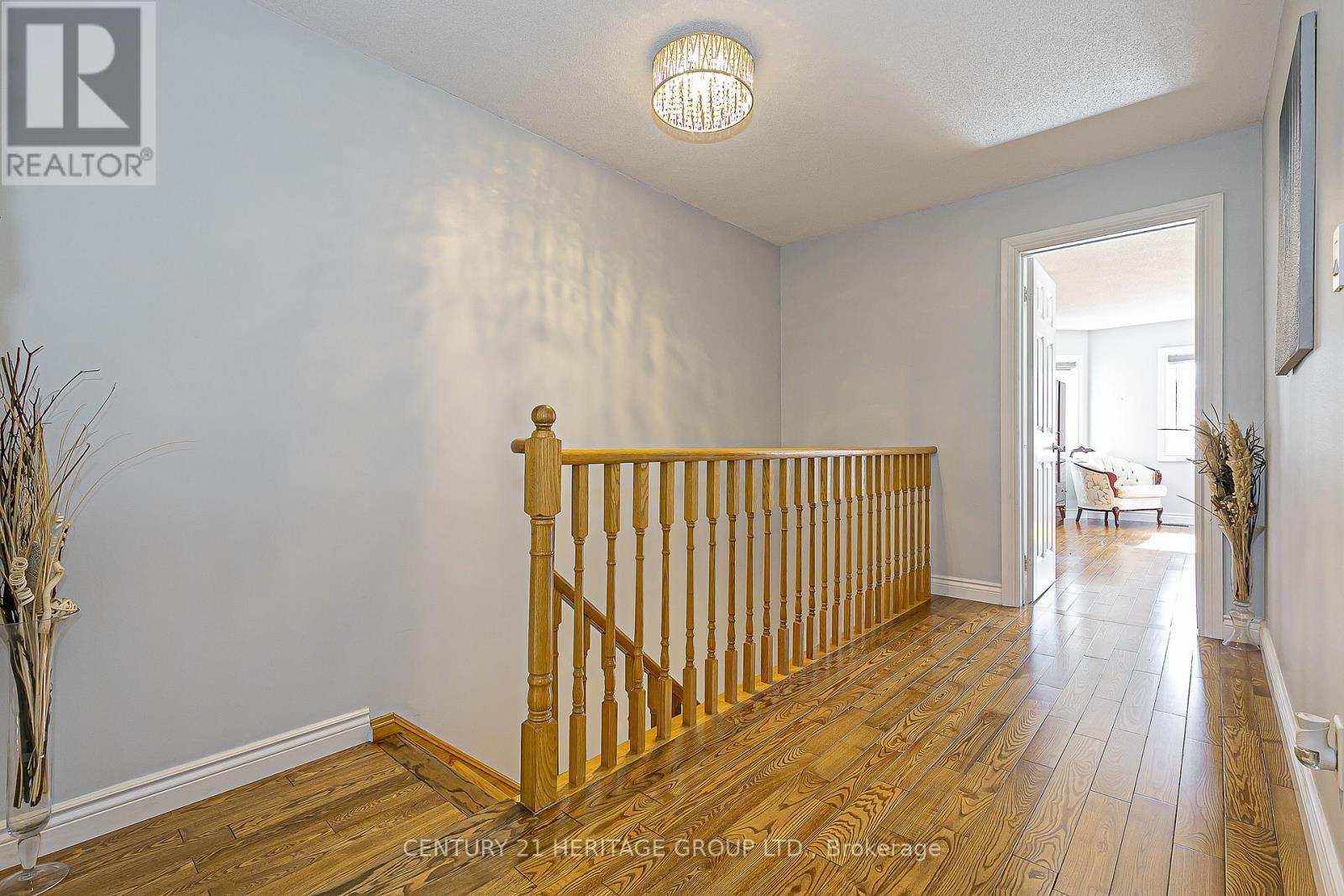 549 Pelletier Court, Newmarket, Ontario  L3X 2N7 - Photo 24 - N12470008