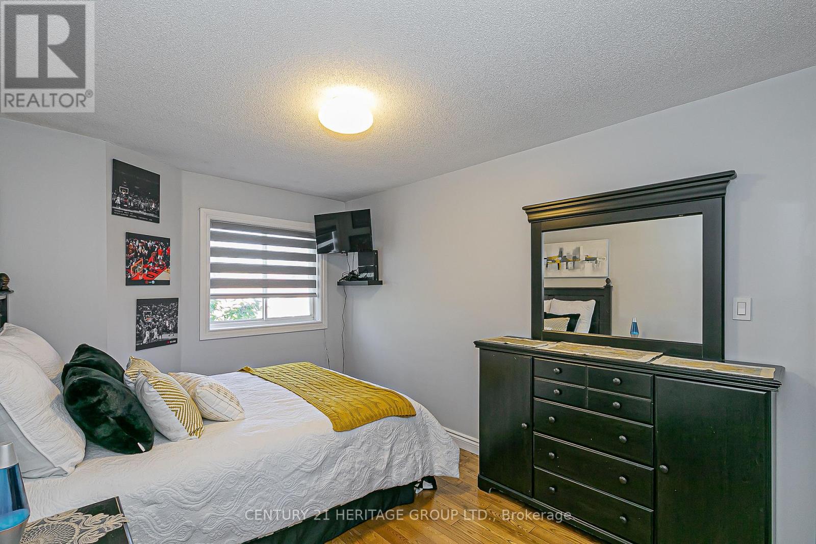 549 Pelletier Court, Newmarket, Ontario  L3X 2N7 - Photo 30 - N12470008