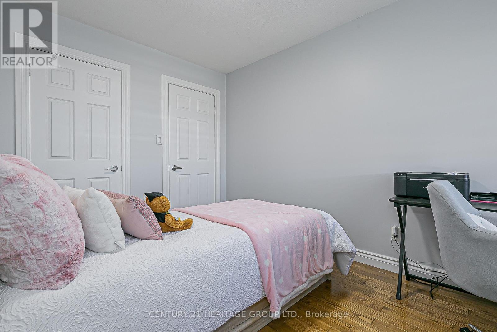 549 Pelletier Court, Newmarket, Ontario  L3X 2N7 - Photo 33 - N12470008