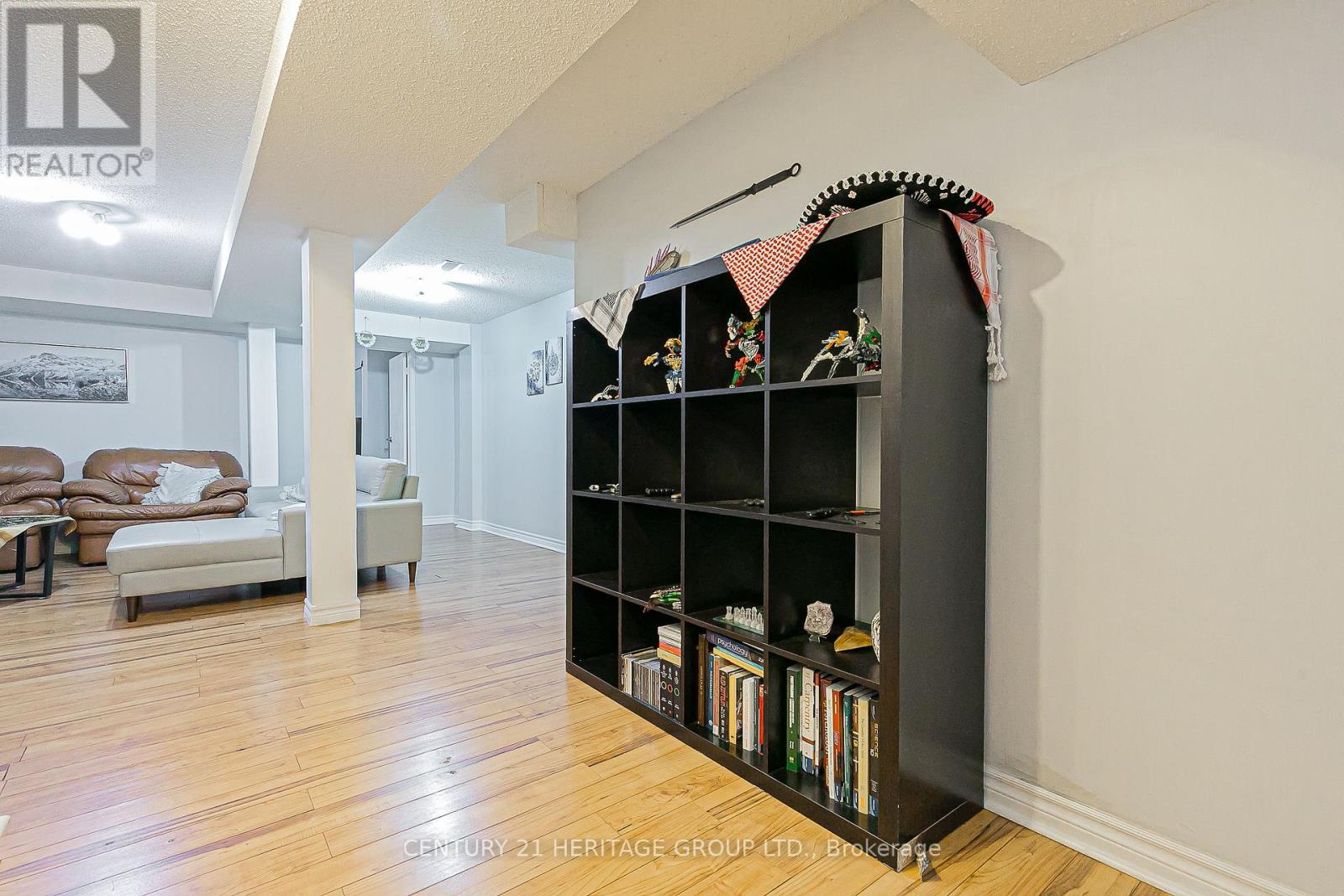 549 Pelletier Court, Newmarket, Ontario  L3X 2N7 - Photo 35 - N12470008