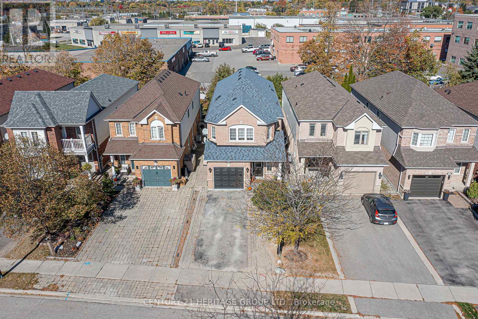 549 Pelletier Court, Newmarket, Ontario  L3X 2N7 - Photo 45 - N12470008