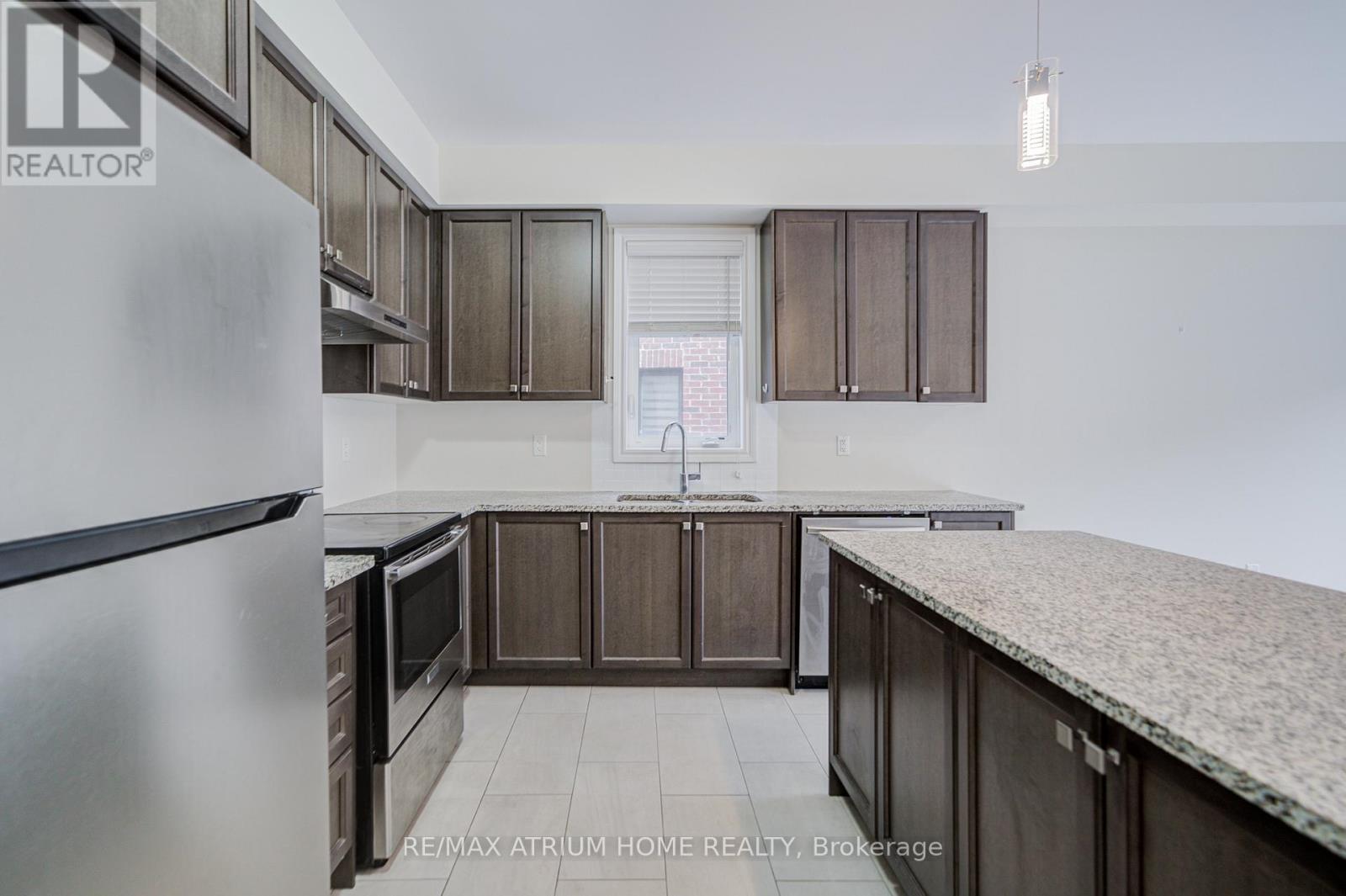 41 George Peach Avenue, Markham, Ontario  L6C 0Z1 - Photo 13 - N12470015