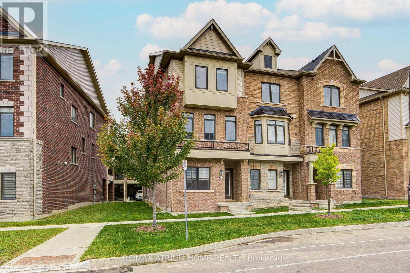41 George Peach Avenue, Markham, Ontario  L6C 0Z1 - Photo 2 - N12470015