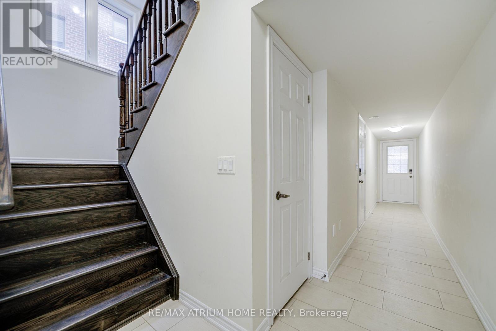 41 George Peach Avenue, Markham, Ontario  L6C 0Z1 - Photo 6 - N12470015