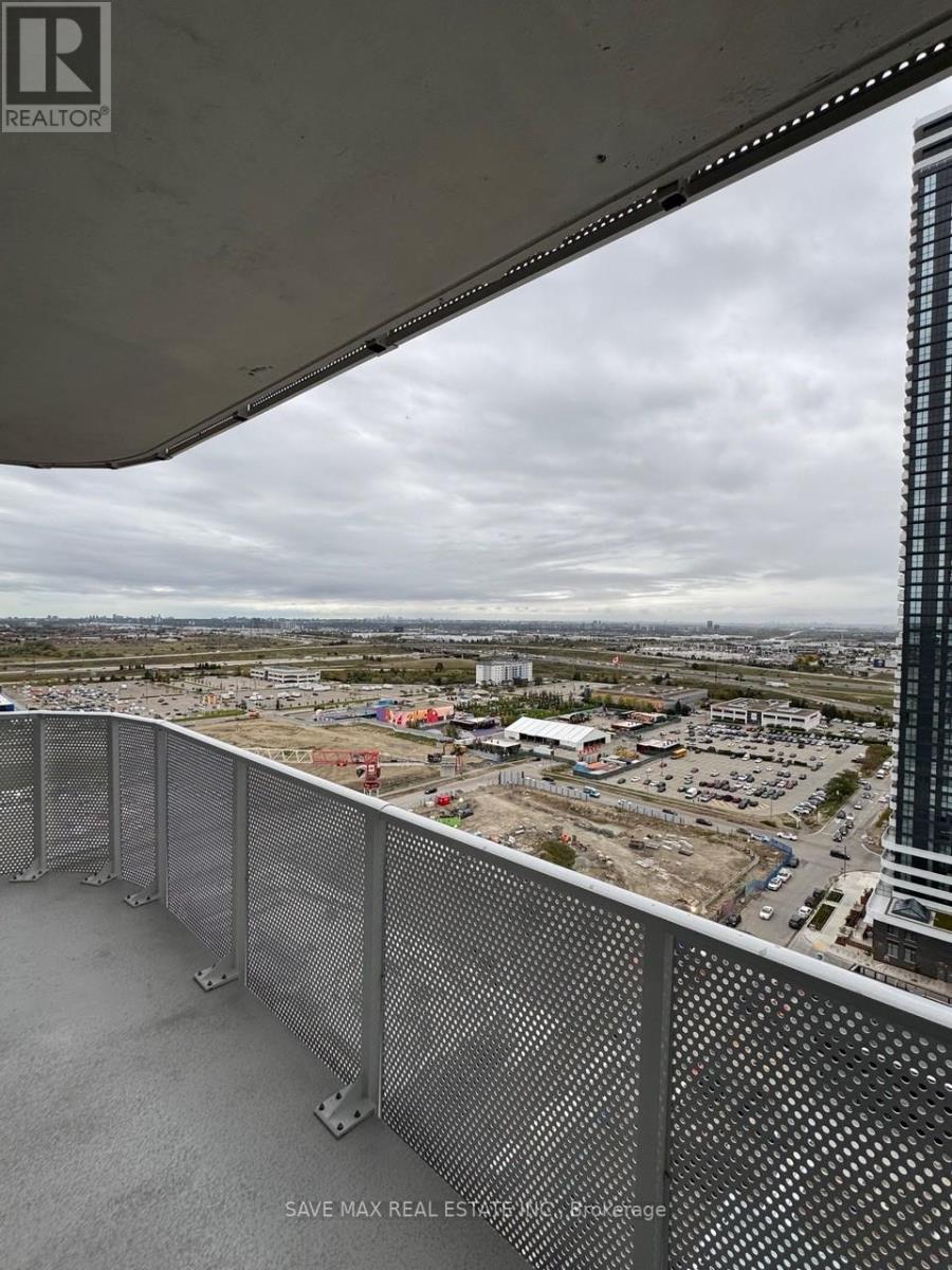 2215 - 28 Interchange Way, Vaughan, Ontario  L4K 0P8 - Photo 21 - N12470029