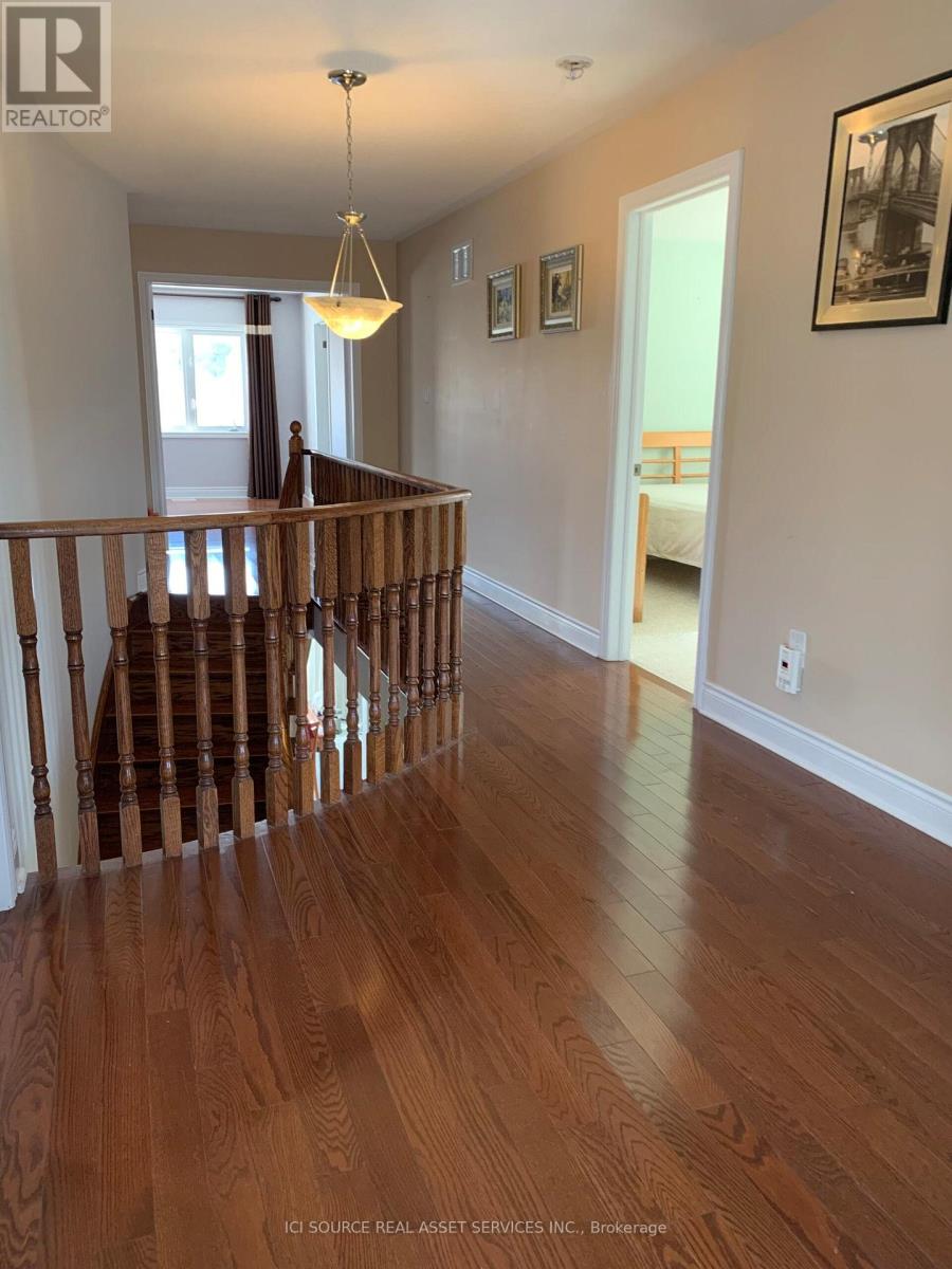 228 Vanda Drive, Vaughan, Ontario  L6A 4E5 - Photo 7 - N12470039