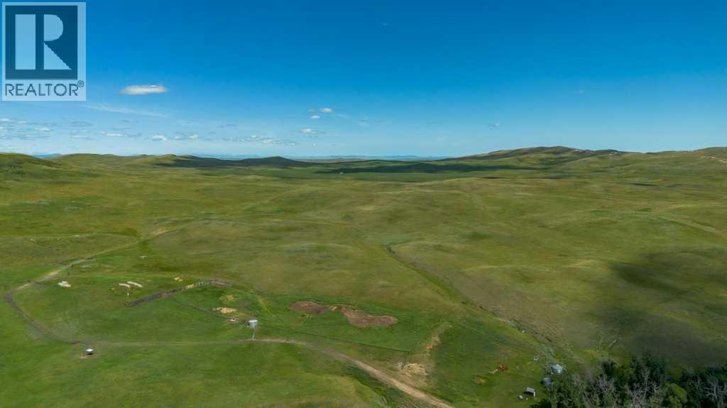 On Beazer Road Twp Rd 22, Rural Cardston County, Alberta  T0K 0C0 - Photo 2 - A2237718