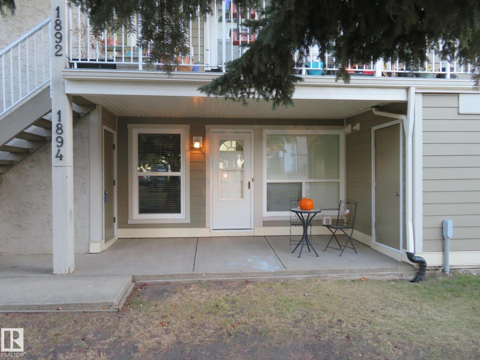 1894 111A ST NW, Edmonton, Alberta