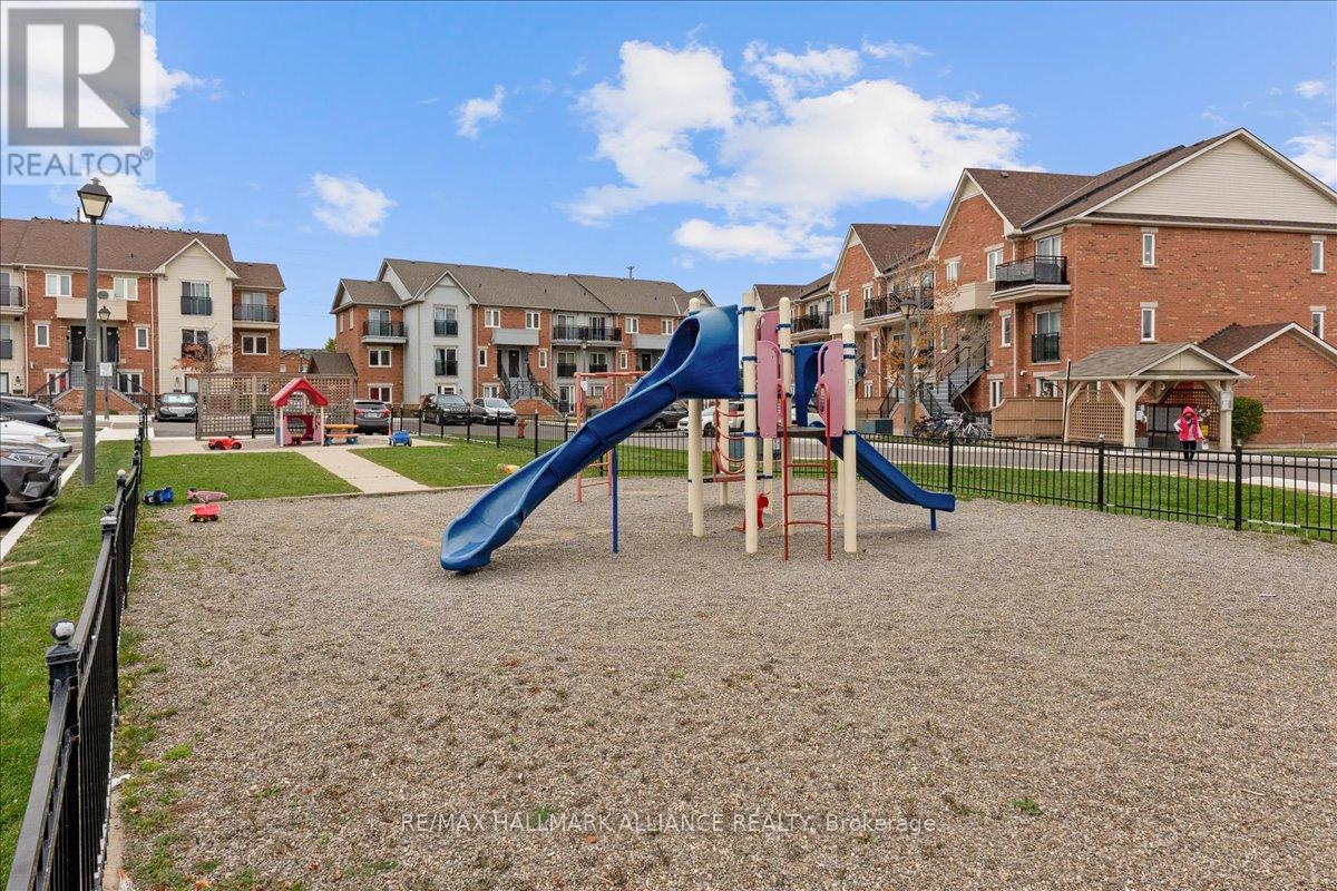81 - 4620 Guildwood Way, Mississauga, Ontario  L5R 4H5 - Photo 33 - W12470000