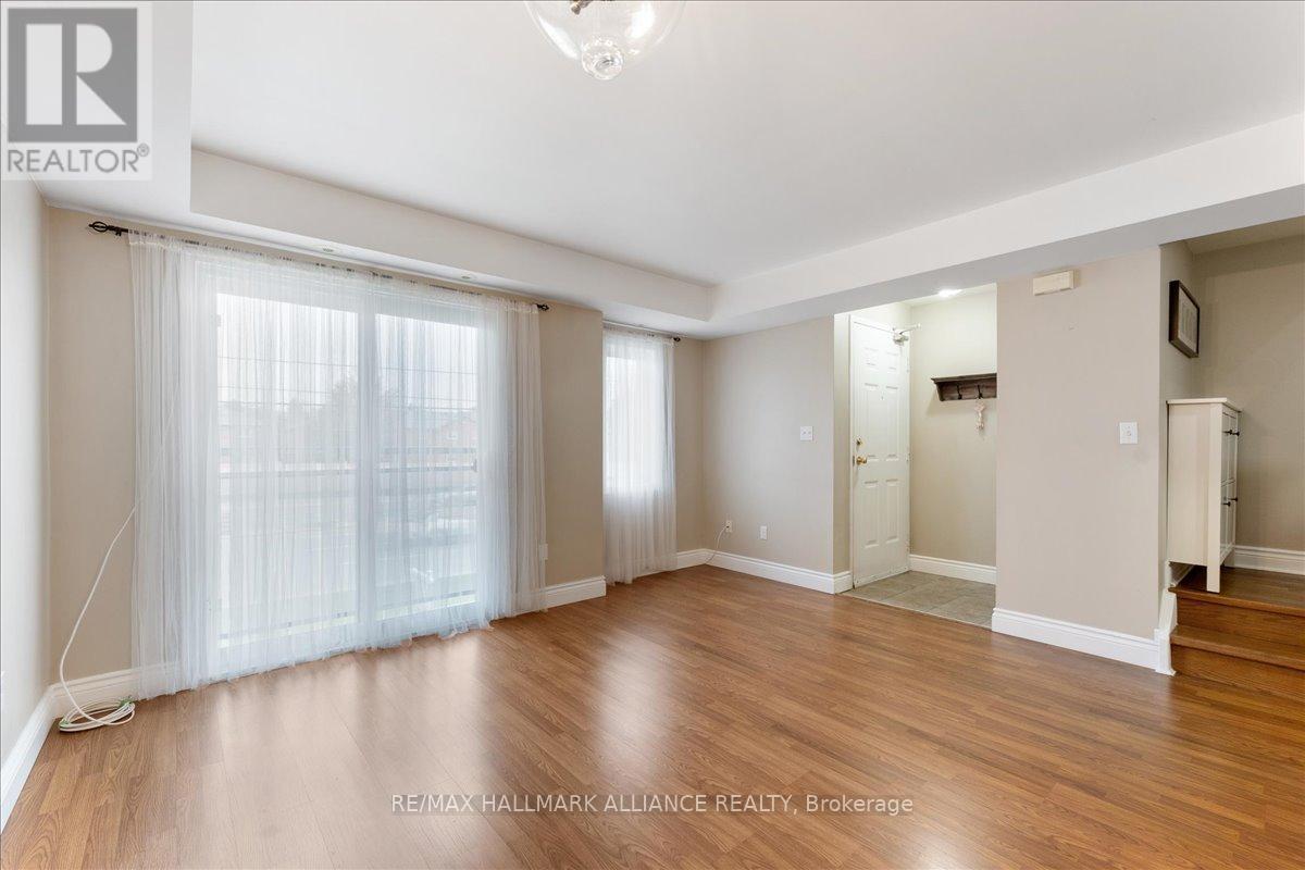81 - 4620 Guildwood Way, Mississauga, Ontario  L5R 4H5 - Photo 8 - W12470000