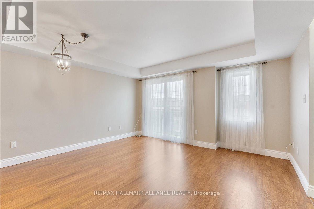 81 - 4620 Guildwood Way, Mississauga, Ontario  L5R 4H5 - Photo 9 - W12470000