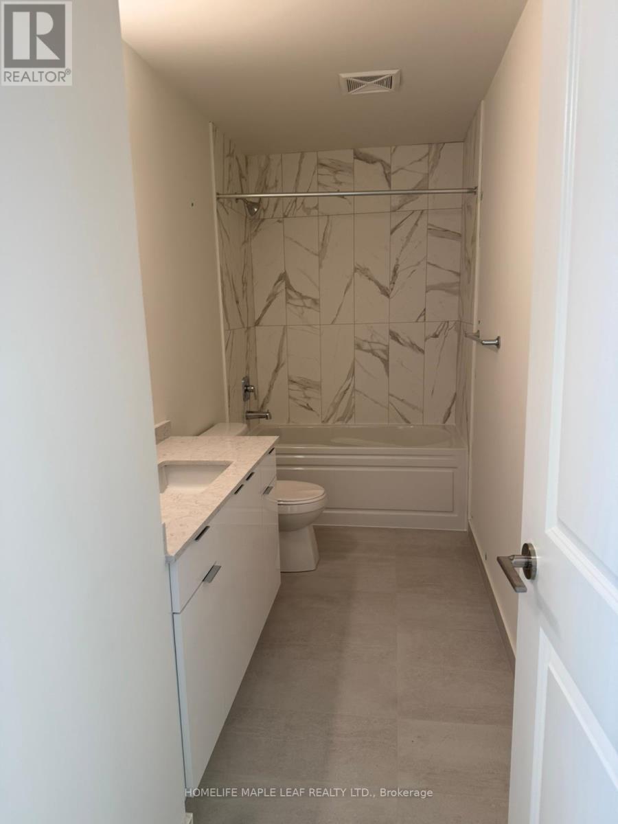 3803 - 15 Watergarden Drive, Mississauga, Ontario  L5R 0H4 - Photo 25 - W12470016