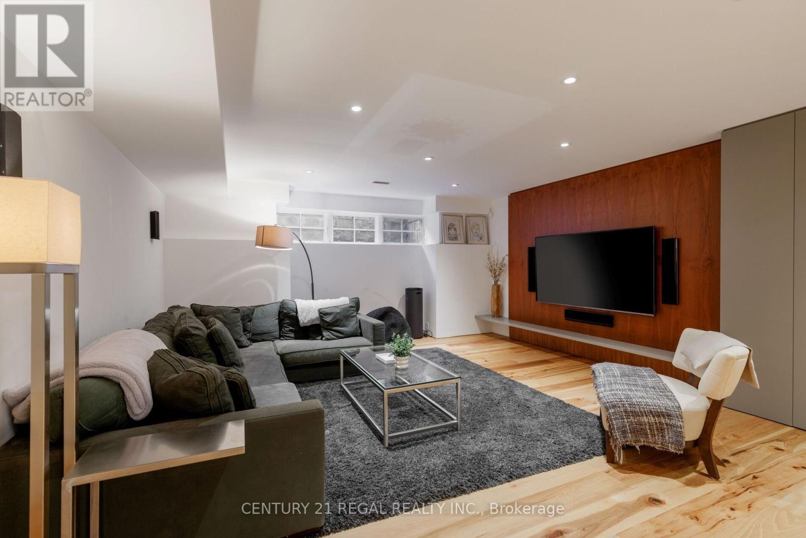 2442 Meadowood Crescent, Oakville, Ontario  L6L 1V6 - Photo 43 - W12469948