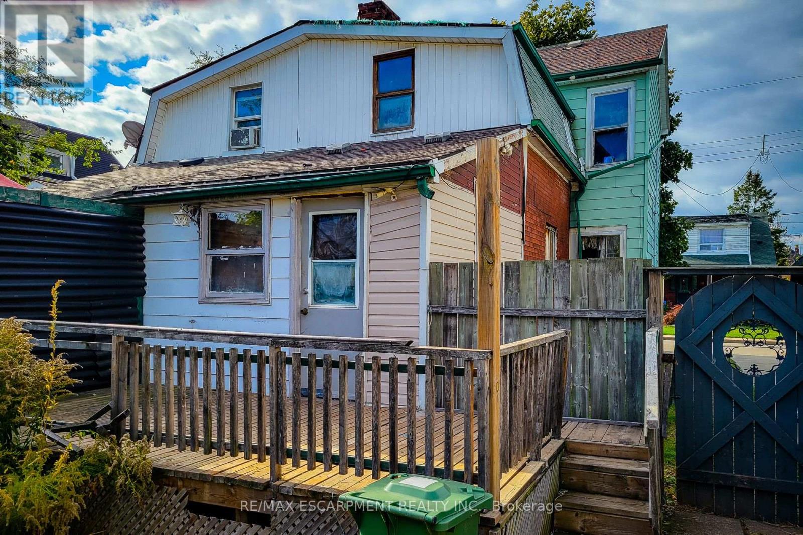 38 Ellis Avenue, Hamilton, Ontario  L8H 4L7 - Photo 13 - X12470043