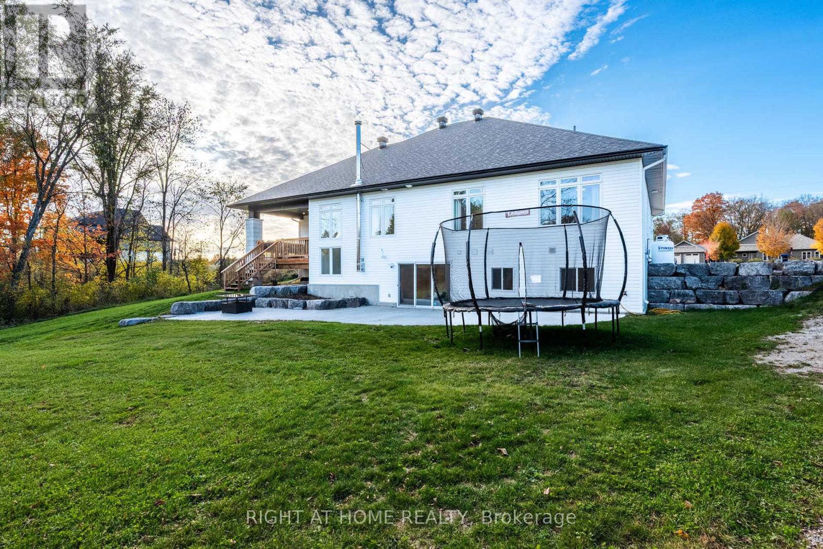 119 Ernest Way, Tay Valley, Ontario  K7H 0B4 - Photo 4 - X12470044