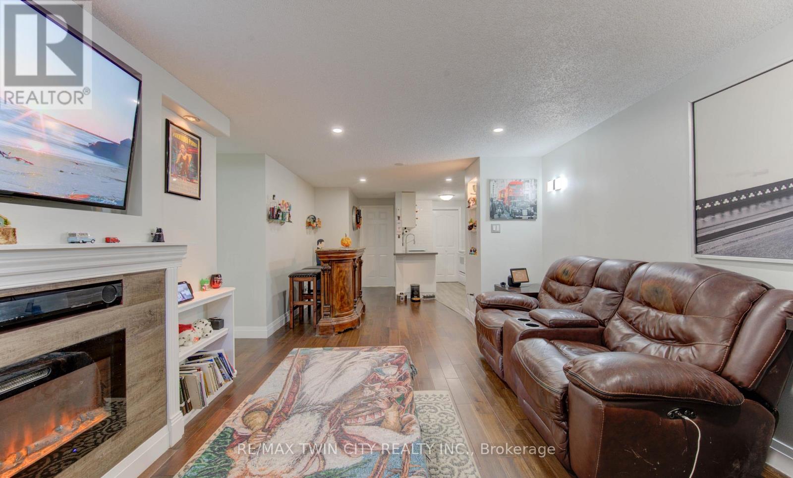 30 Bridge Street, Kitchener, Ontario  N2K 1K4 - Photo 17 - X12470050