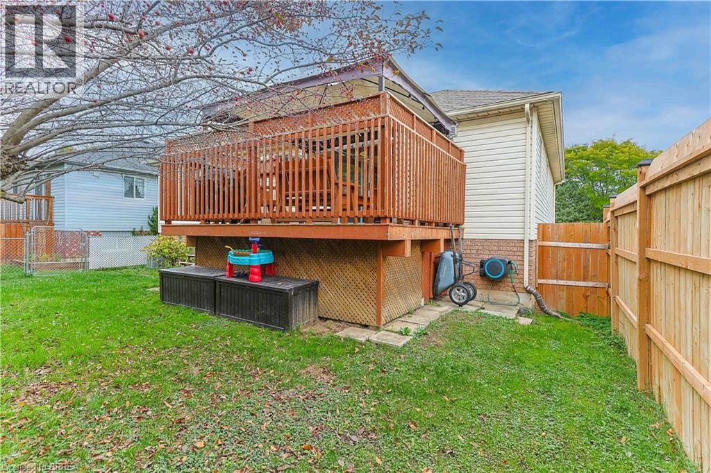 19 Courtland Drive, Brantford, Ontario  N3R 7V8 - Photo 41 - 40780330