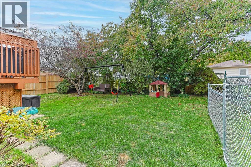 19 Courtland Drive, Brantford, Ontario  N3R 7V8 - Photo 42 - 40780330