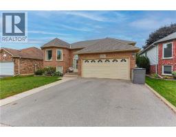 19 COURTLAND Drive, Brantford, Ontario