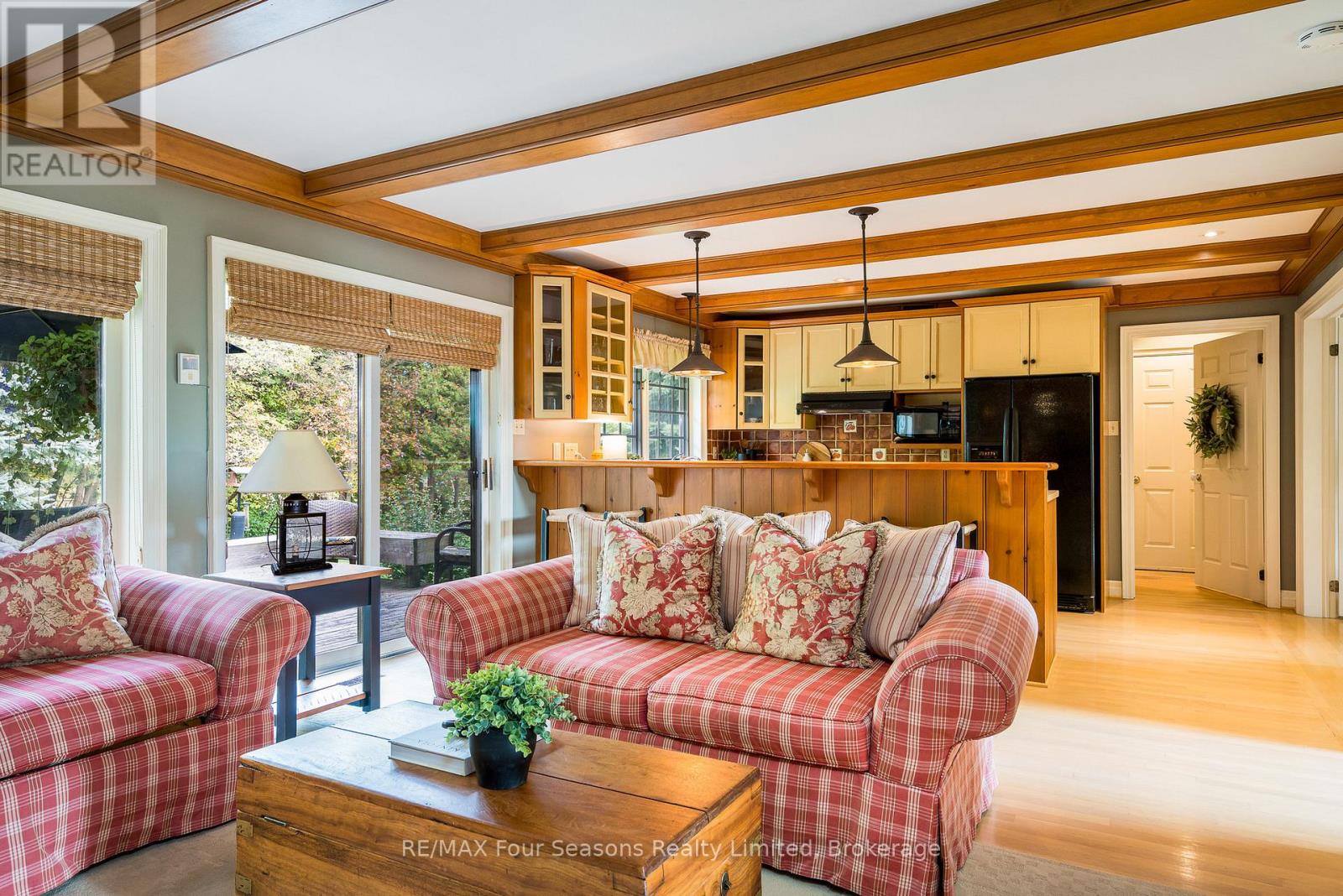 109 Liisa's Lane, Blue Mountains, Ontario  L9Y 0M3 - Photo 10 - X12468668