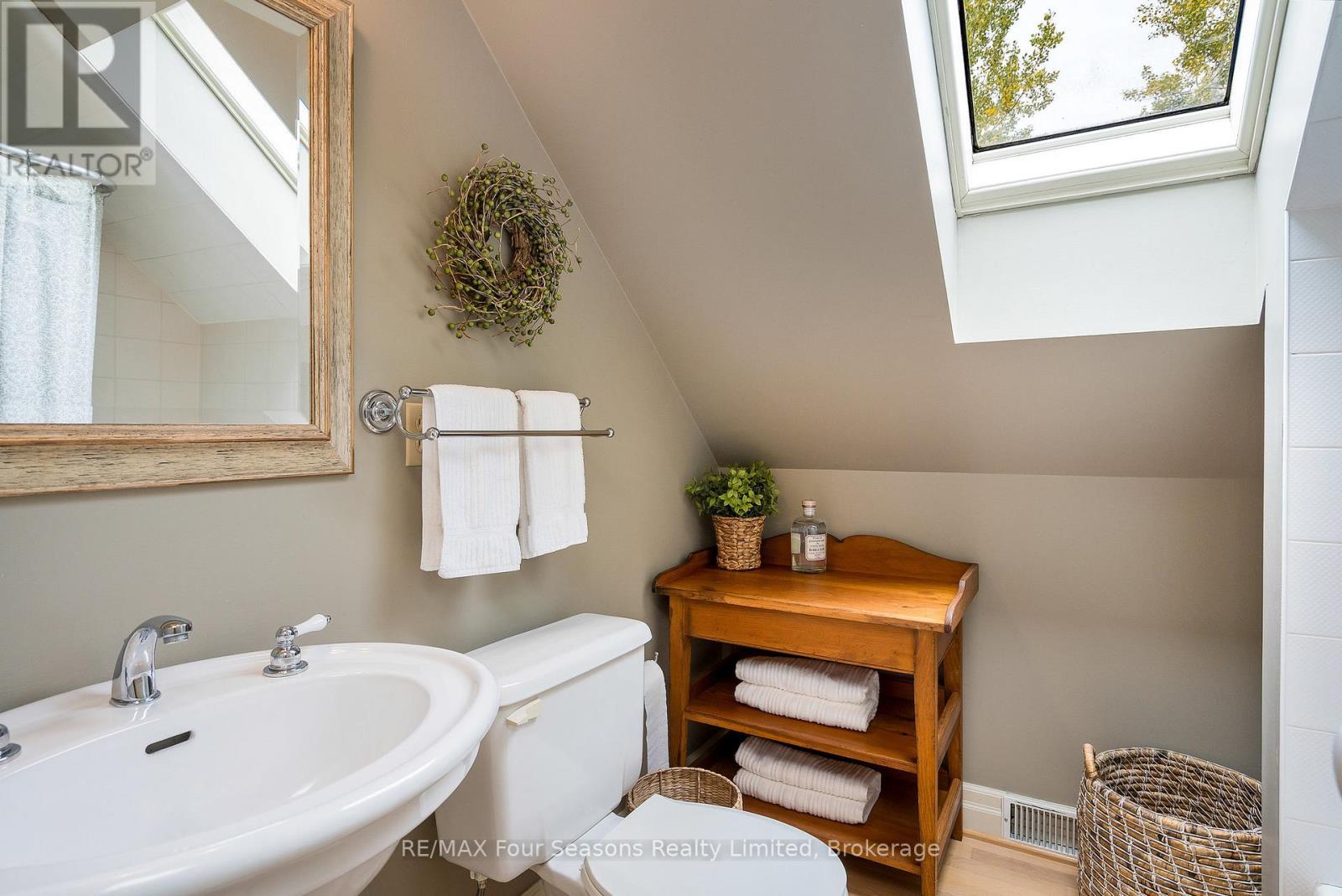 109 Liisa's Lane, Blue Mountains, Ontario  L9Y 0M3 - Photo 31 - X12468668