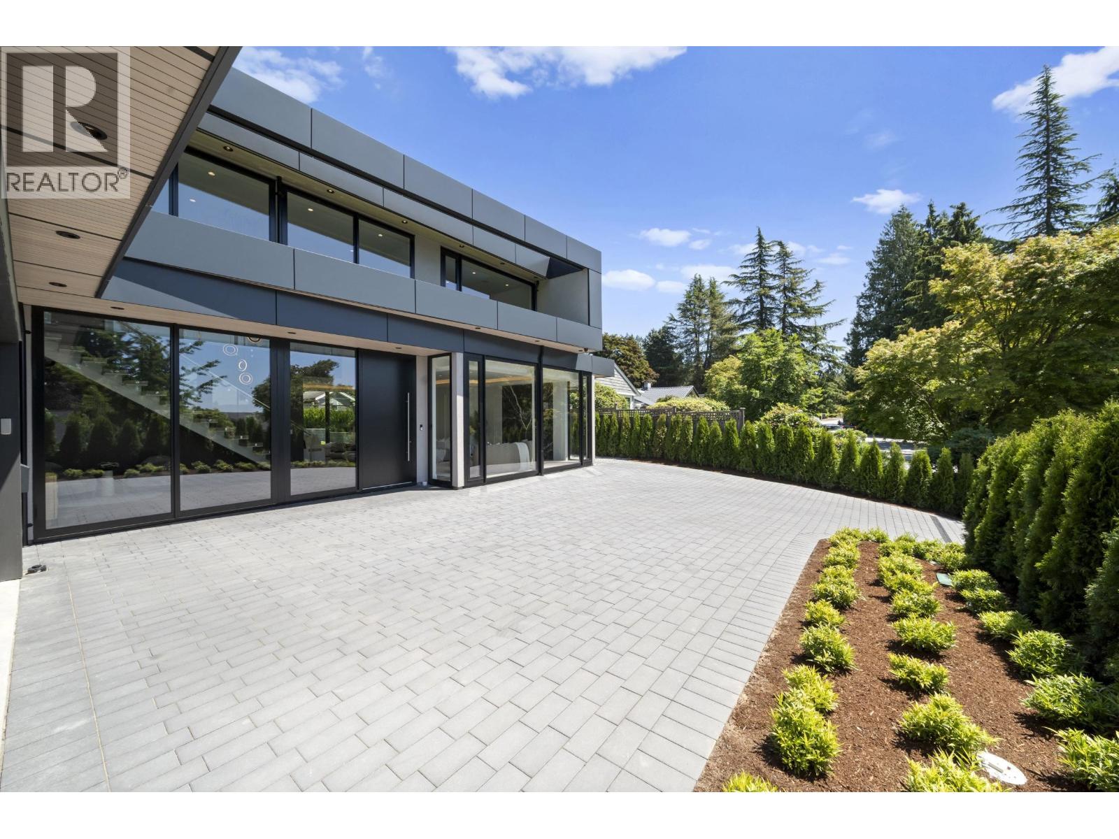 680 Westhyde Place, North Vancouver, British Columbia  V7N 2Y4 - Photo 36 - R3036056