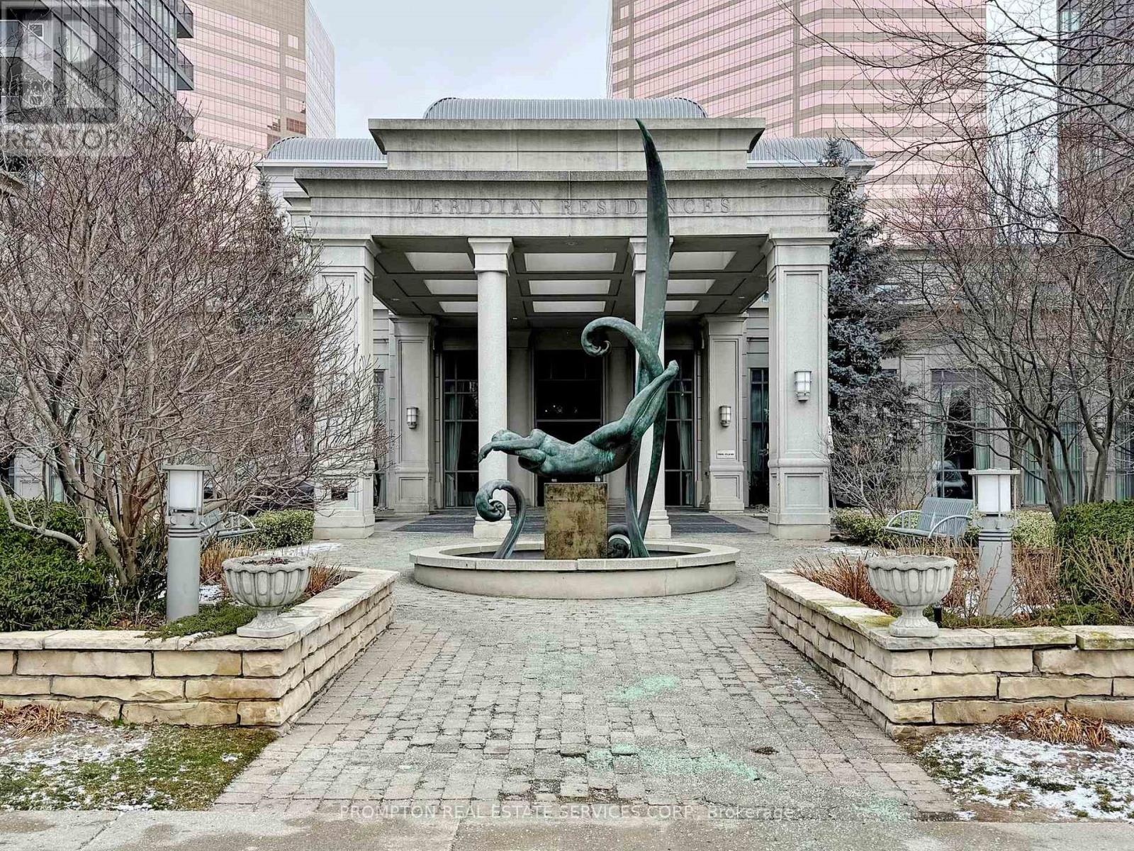 2811 - 15 GREENVIEW AVENUE, Toronto, Ontario