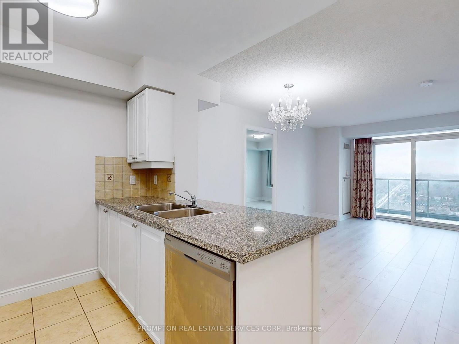 2811 - 15 Greenview Avenue, Toronto, Ontario  M2M 4M7 - Photo 11 - C12468187