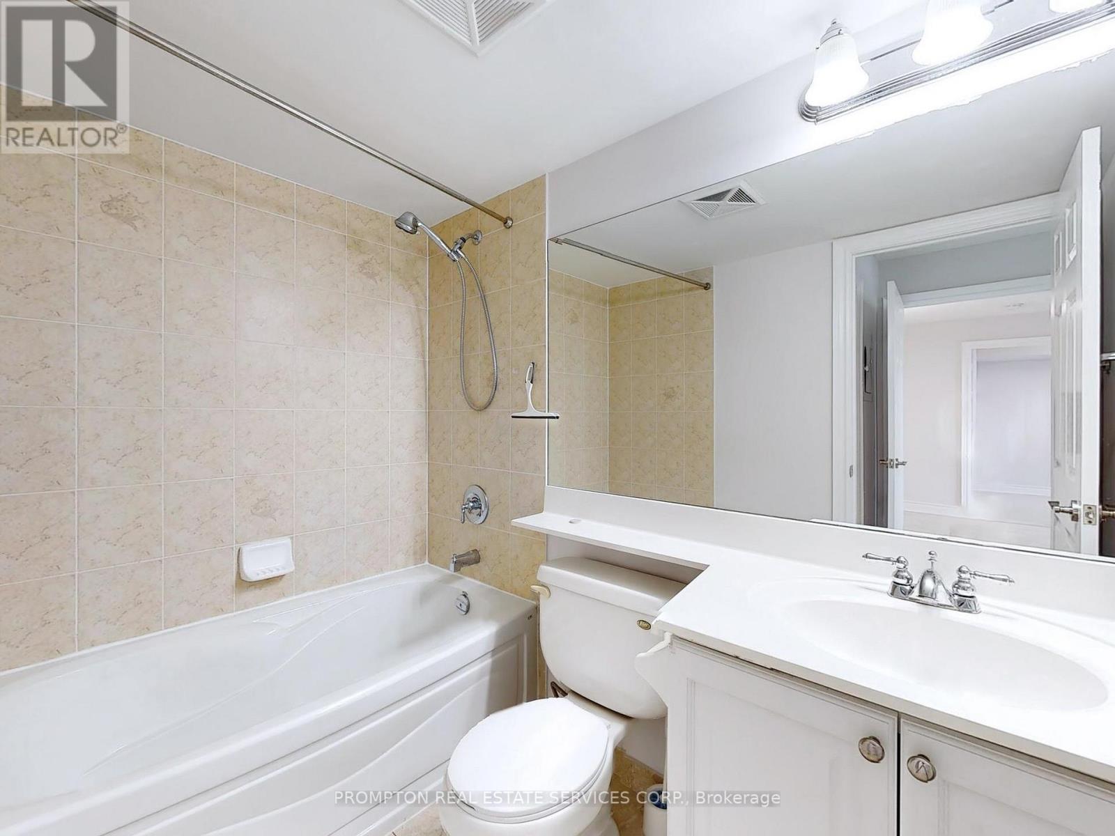 2811 - 15 Greenview Avenue, Toronto, Ontario  M2M 4M7 - Photo 17 - C12468187
