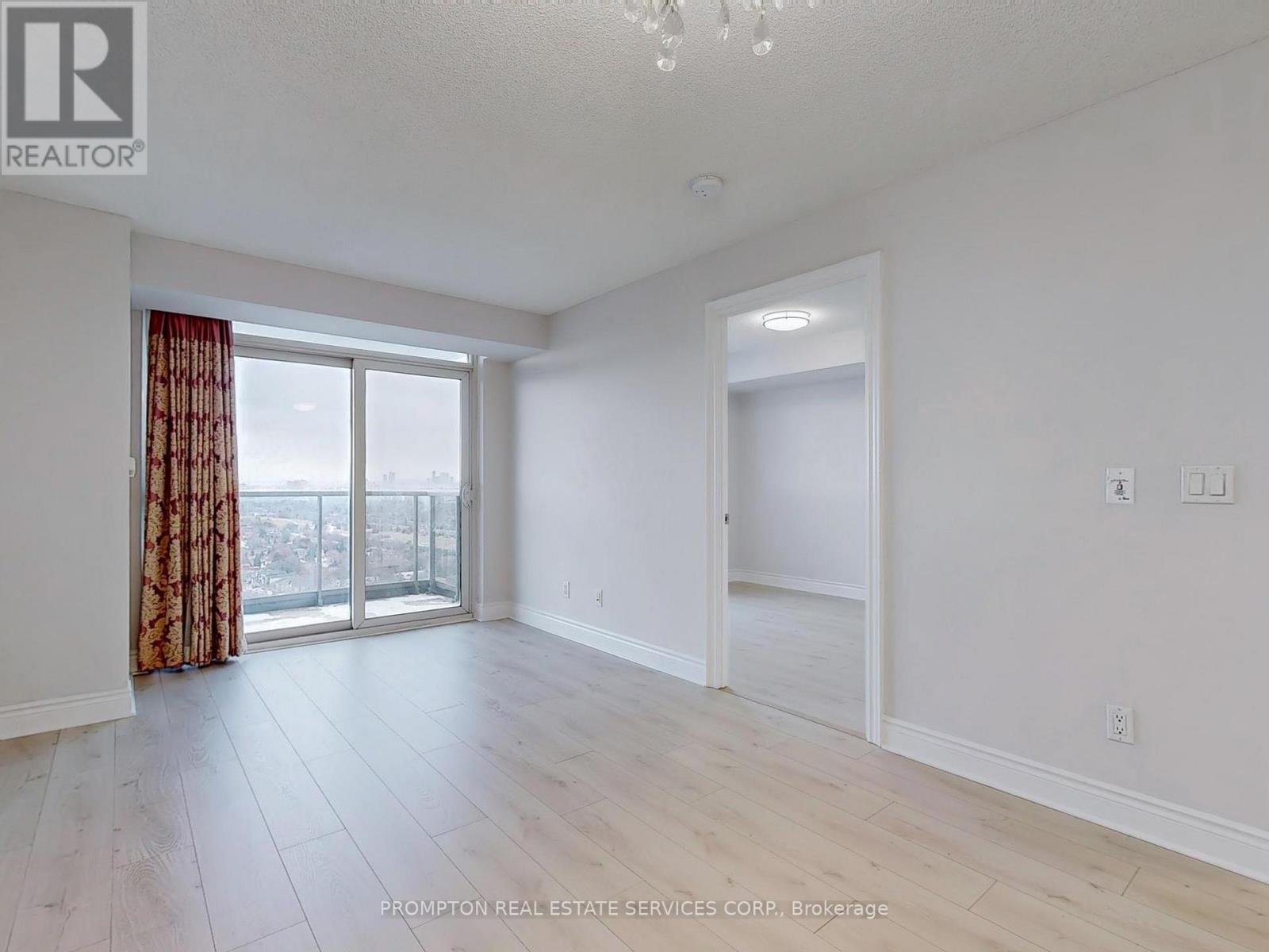 2811 - 15 Greenview Avenue, Toronto, Ontario  M2M 4M7 - Photo 4 - C12468187