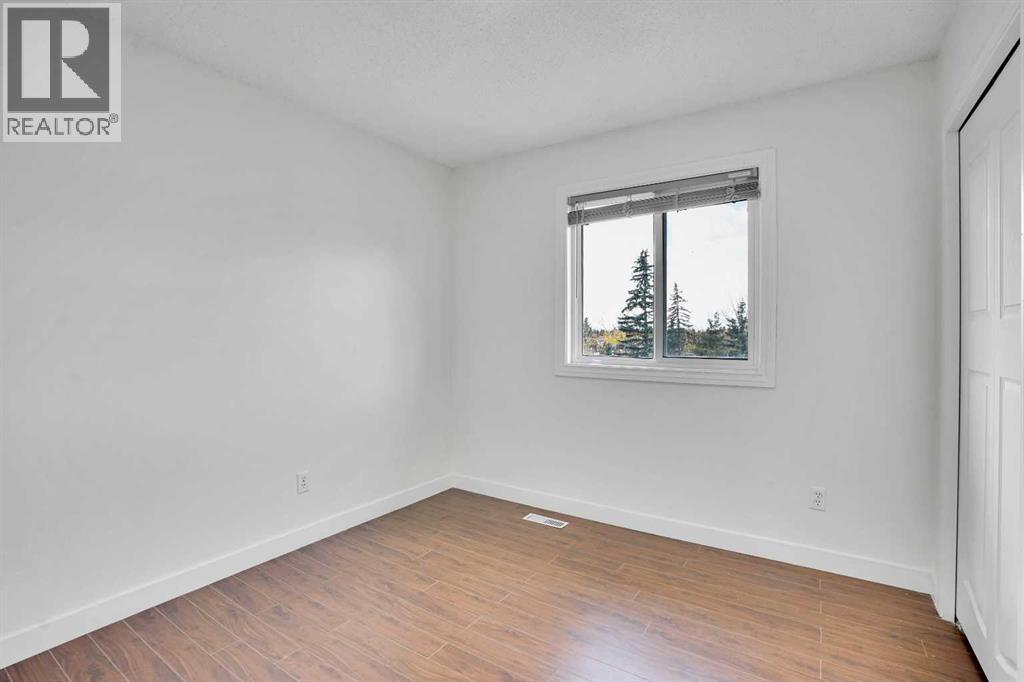 26 Falmead Bay Ne, Calgary, Alberta  T3j 1H2 - Photo 26 - A2264028