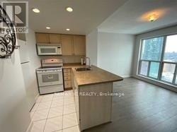 3003 - 8 Park Road, Toronto, Ontario  M4W 3S5 - Photo 4 - C12470068