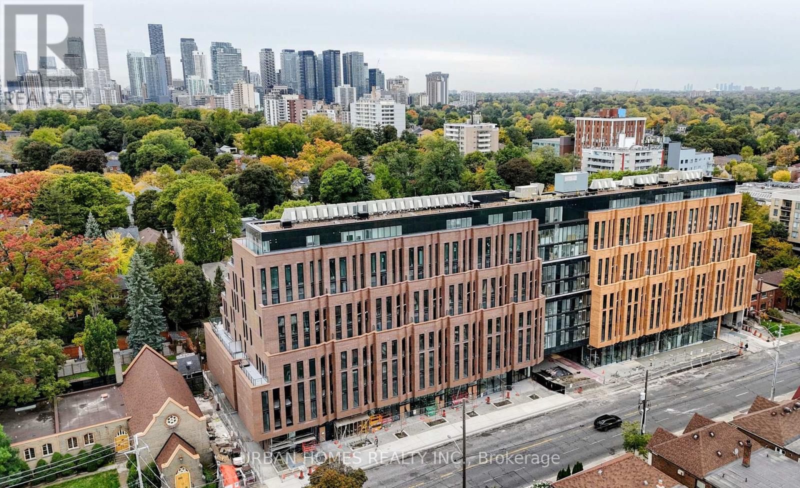 202 - 1720 BAYVIEW AVENUE, Toronto, Ontario