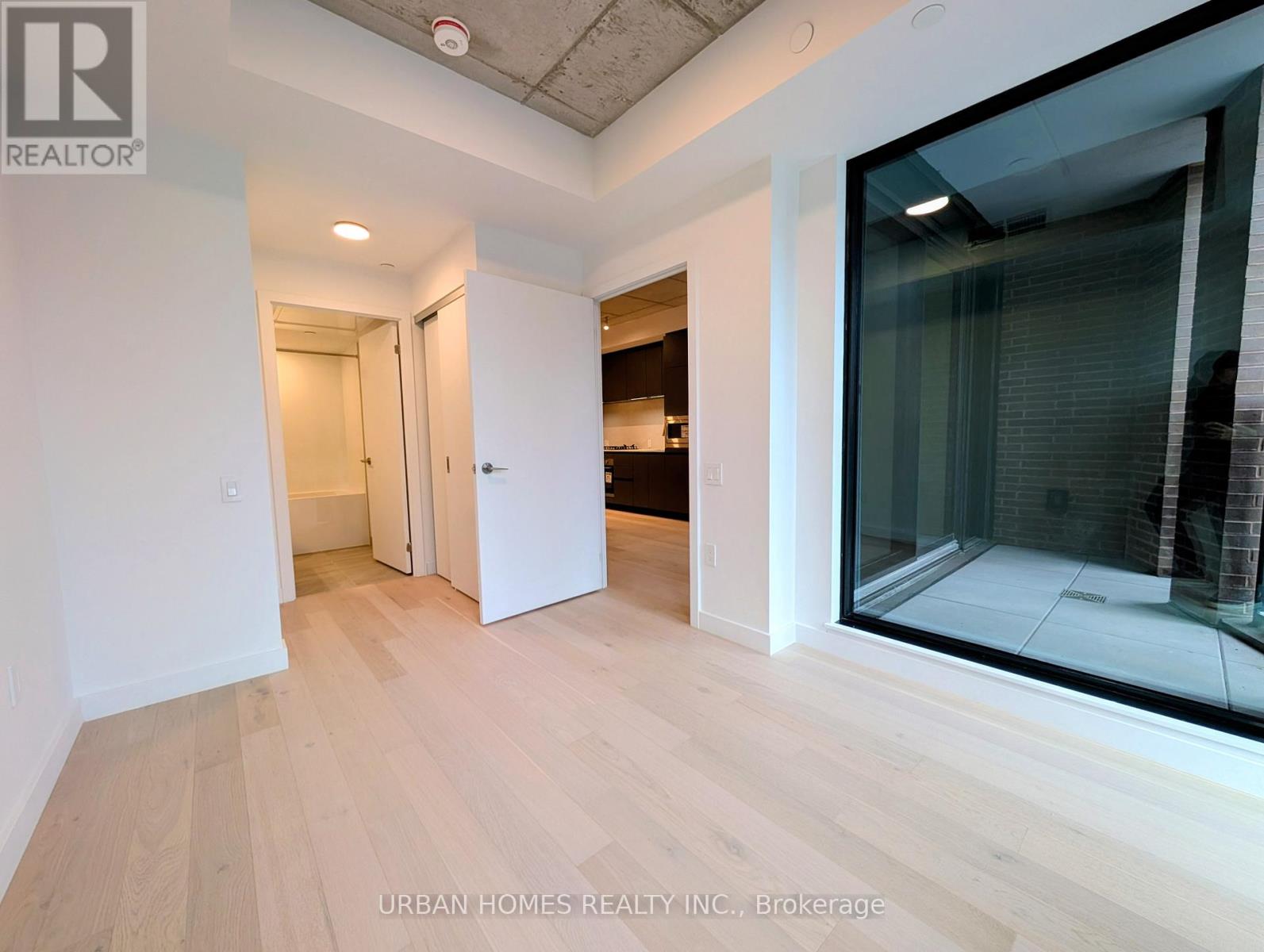 202 - 1720 Bayview Avenue, Toronto, Ontario  M4G 3C4 - Photo 11 - C12470070
