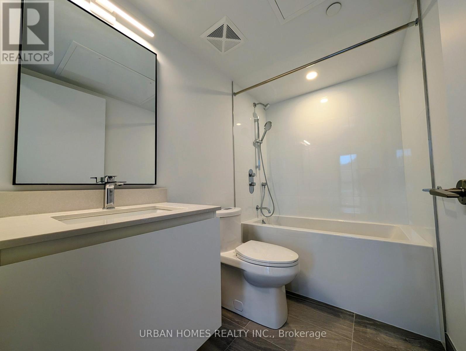 202 - 1720 Bayview Avenue, Toronto, Ontario  M4G 3C4 - Photo 14 - C12470070