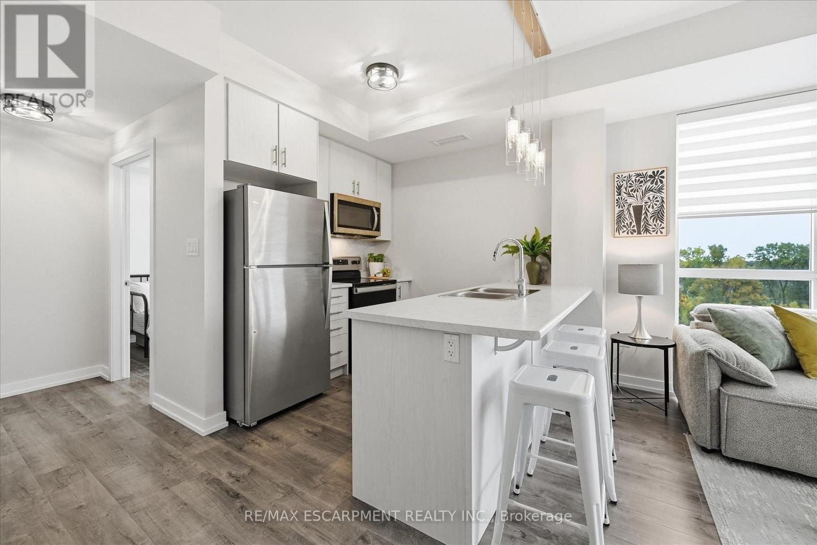 613 - 470 Dundas Street E, Hamilton, Ontario  L8B 2A6 - Photo 11 - X12469985