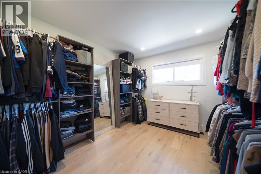 662 Mohawk Road W, Hamilton, Ontario  L9C 1X8 - Photo 15 - 40779978