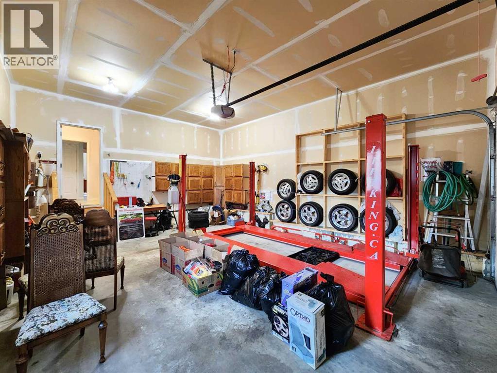 403 46 Avenue W, Claresholm, Alberta  T0L 0T0 - Photo 15 - A2258910