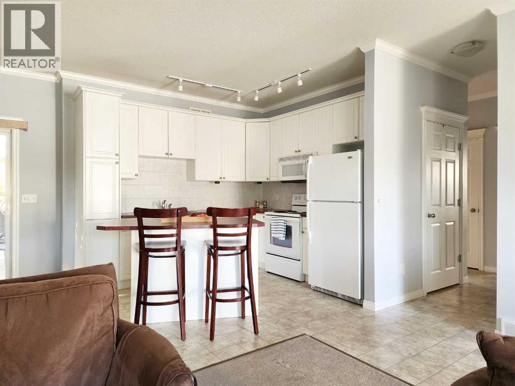 403 46 Avenue W, Claresholm, Alberta  T0L 0T0 - Photo 8 - A2258910