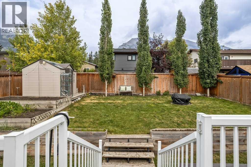 319 Hoodoo Crescent, Canmore, Alberta  T1W 1A8 - Photo 24 - A2257934