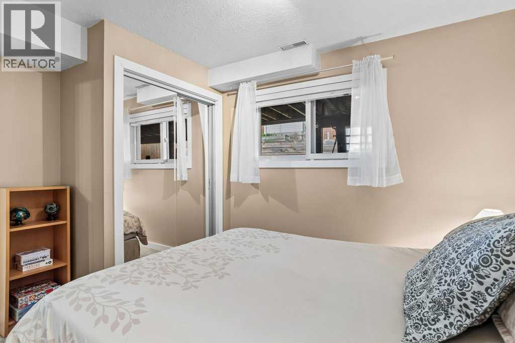 319 Hoodoo Crescent, Canmore, Alberta  T1W 1A8 - Photo 36 - A2257934