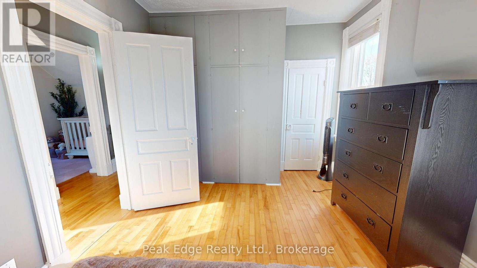 631 12th Avenue, Hanover, Ontario  N4N 2V5 - Photo 20 - X12470118
