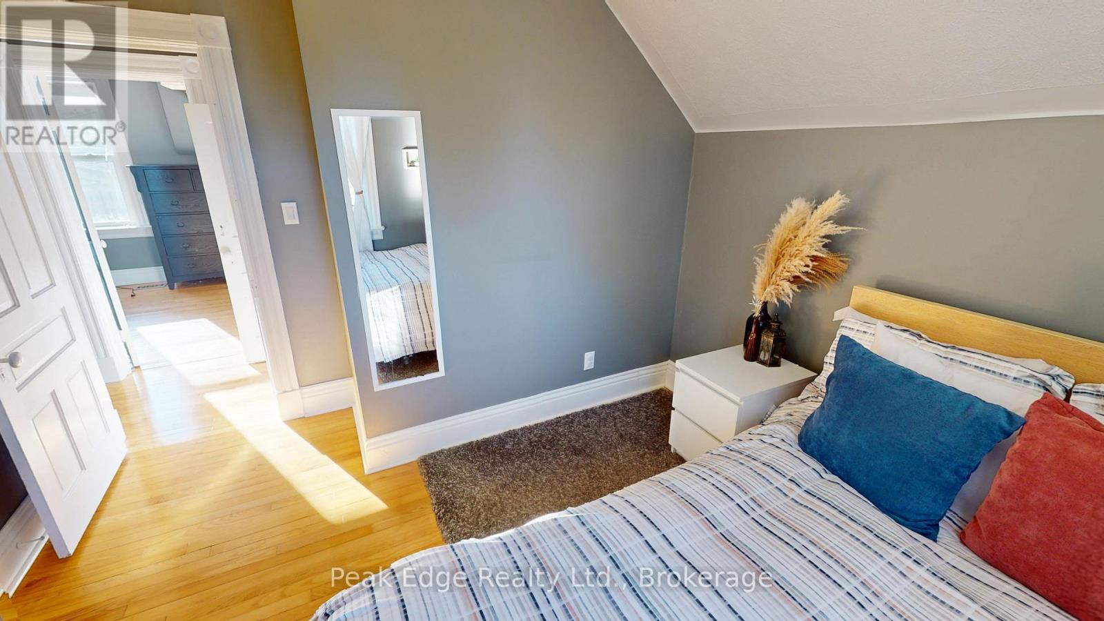 631 12th Avenue, Hanover, Ontario  N4N 2V5 - Photo 23 - X12470118