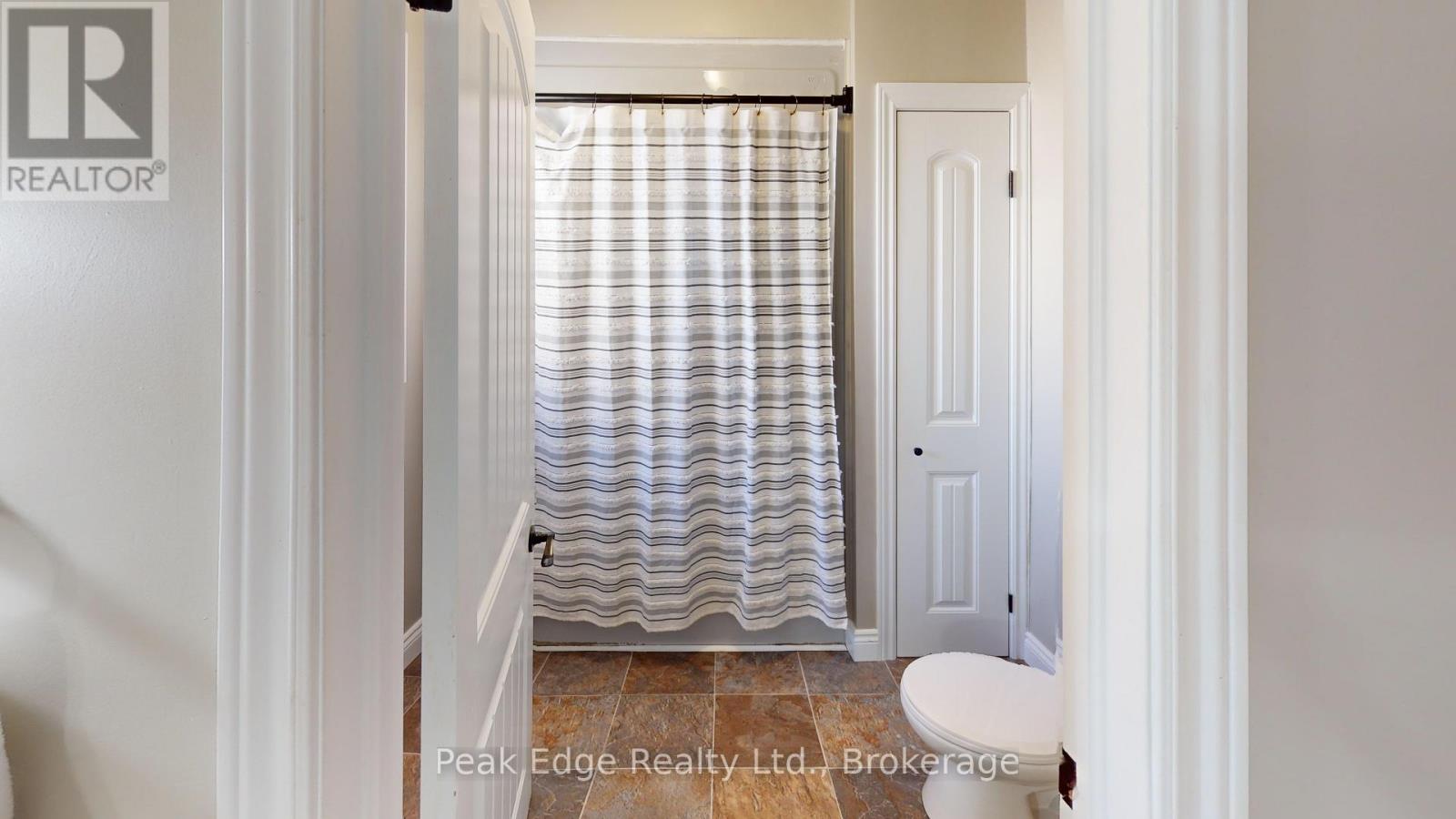 631 12th Avenue, Hanover, Ontario  N4N 2V5 - Photo 27 - X12470118
